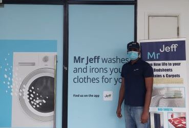 Mr Jeff laundry services in Pasir Panjang