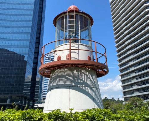 The Fullerton Lighthouse: An artefact in our midst